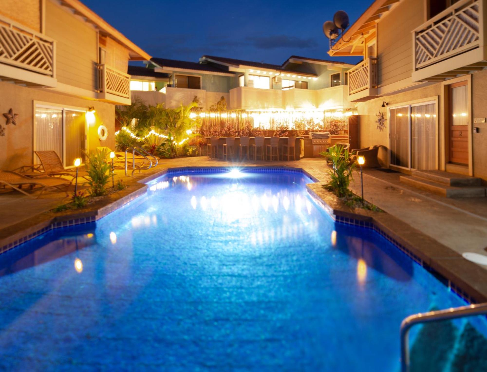 Plumeria Suite, 2-Bedrooms, Sleeps 6, Pool & Bbq, Pre-Renovation Summer Sale Kihei Esterno foto